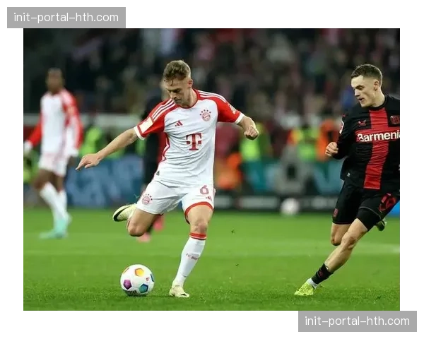 战术板：解析阿隆索为勒沃库森设计的、克制英超球队的3-4-3体系